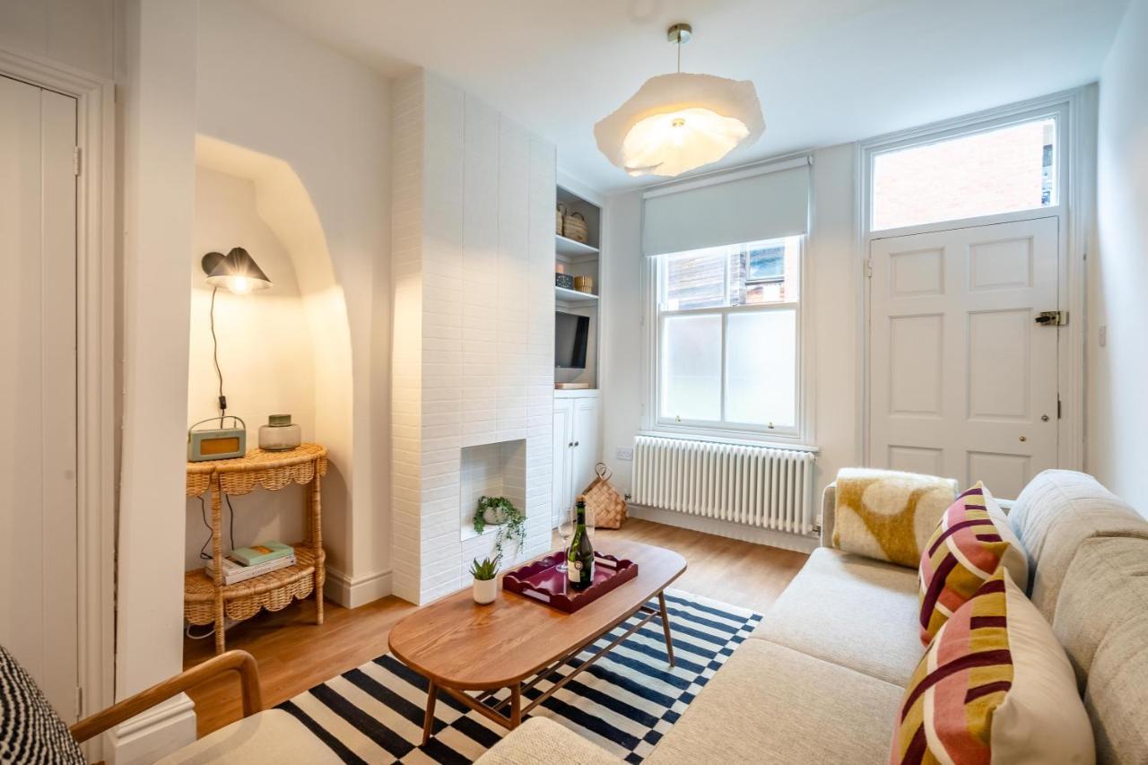 17 Trinity Lane Villa Йорк Екстериор снимка